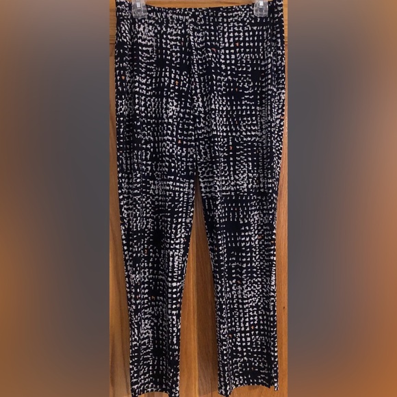 Clara Sun Woo Capri Navy Dotted V Print M - Picture 7 of 8